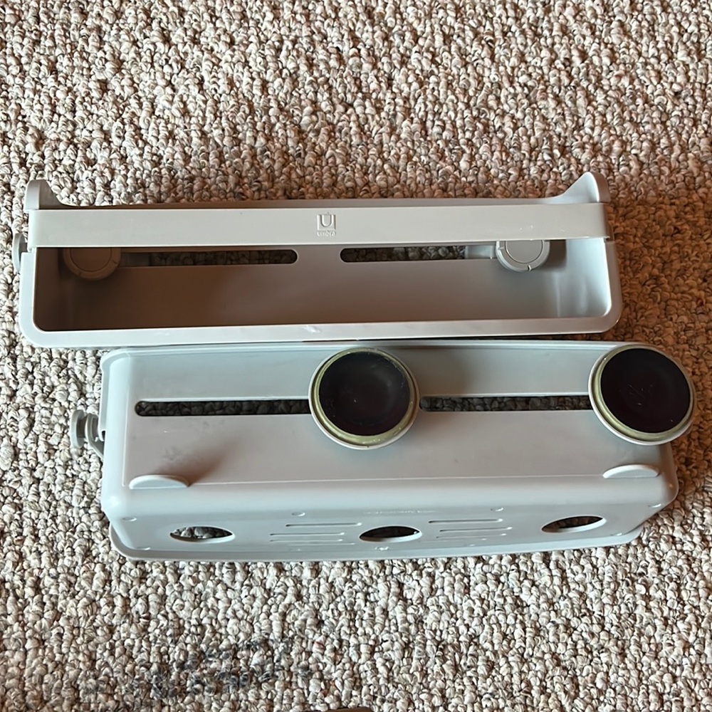 Suction Mount Showet Caddy